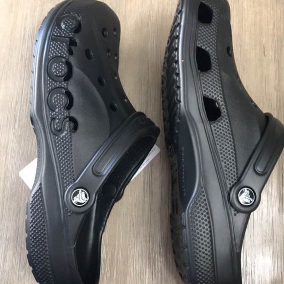 Crocs Men’s Black Clogs - new - Picture 2 of 4